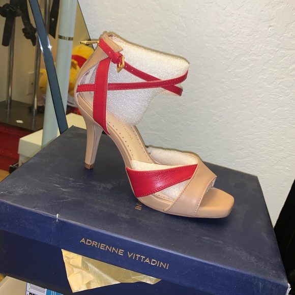 NEW Adrienne Vittadini Xtra Heel Sandals[Size 7.5] - Picture 1 of 2